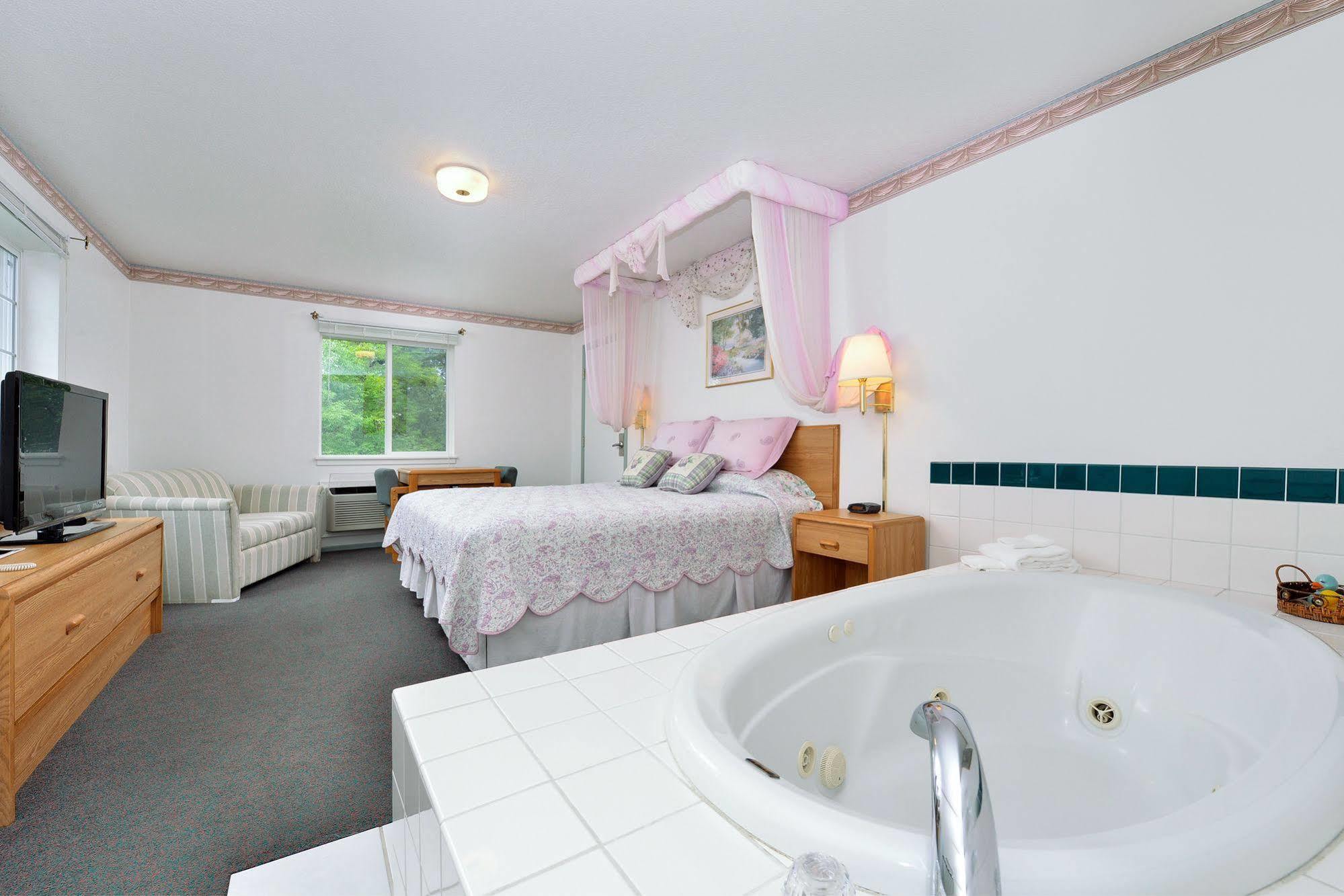 Sweet Home Inn Екстериор снимка